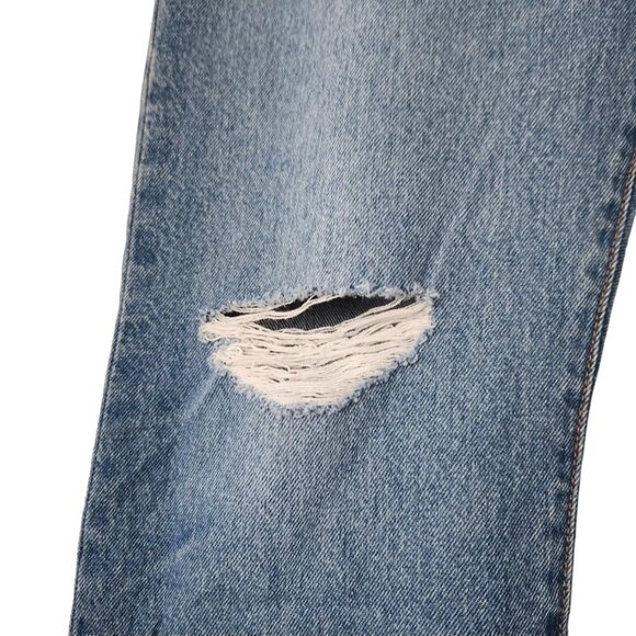Levi's 501 Original High Rise Straight Leg Medium Wash Distress Jeans Size 30x30 - Picture 9 of 15